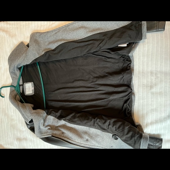 Womens Jacket - Picture 3 of 3